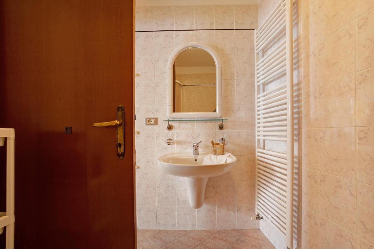 Apartmán Stella Del Garda 2 Con Terrazza Tignale Exteriér fotografie